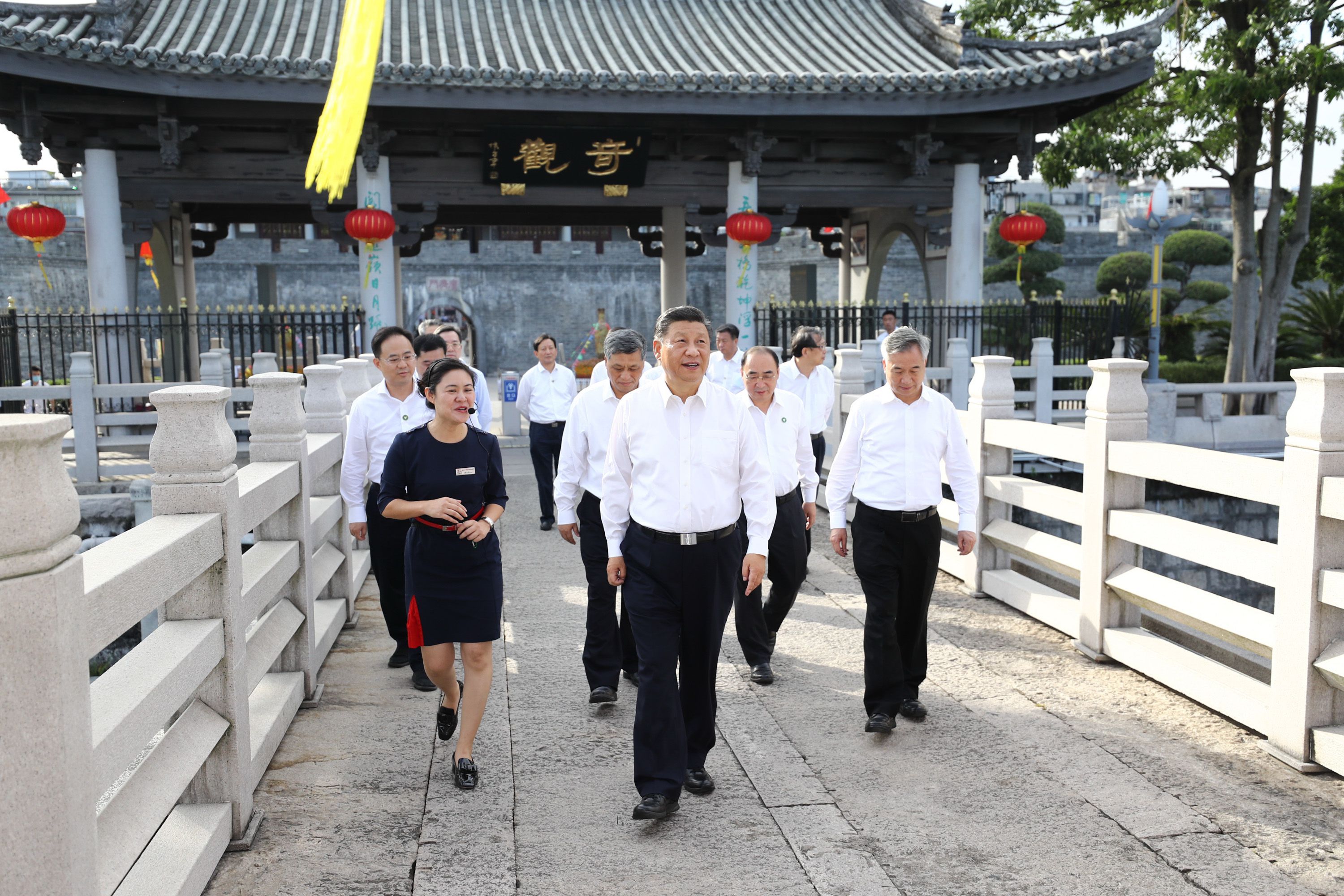 点击进入下一页