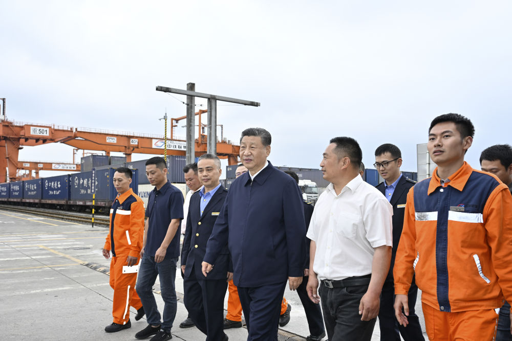 新华社记者 岳月伟 摄2.jpg