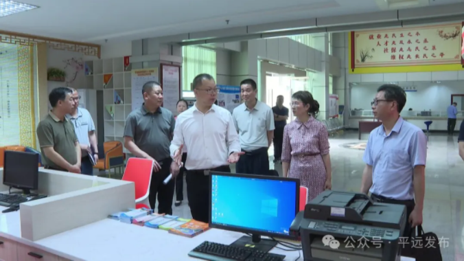 周小勇专题调研人才引进工作：用心用情用力做好人才“引育用留”文章 为县域经济高质量发展提供有力人才支撑1.png