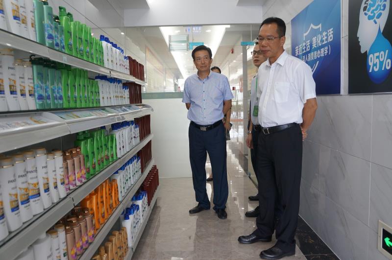 省供销社陈容秋副主任到梅州市供销社就建设新型乡村助农服务示范体系